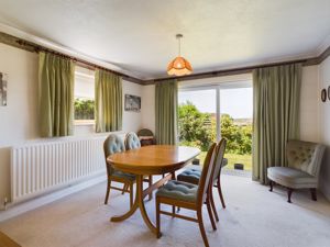 Dining Room- click for photo gallery